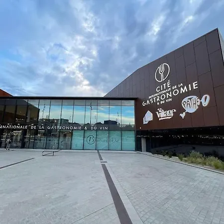 Le Transvaal : A Deux Pas Du Centre. Apartment *